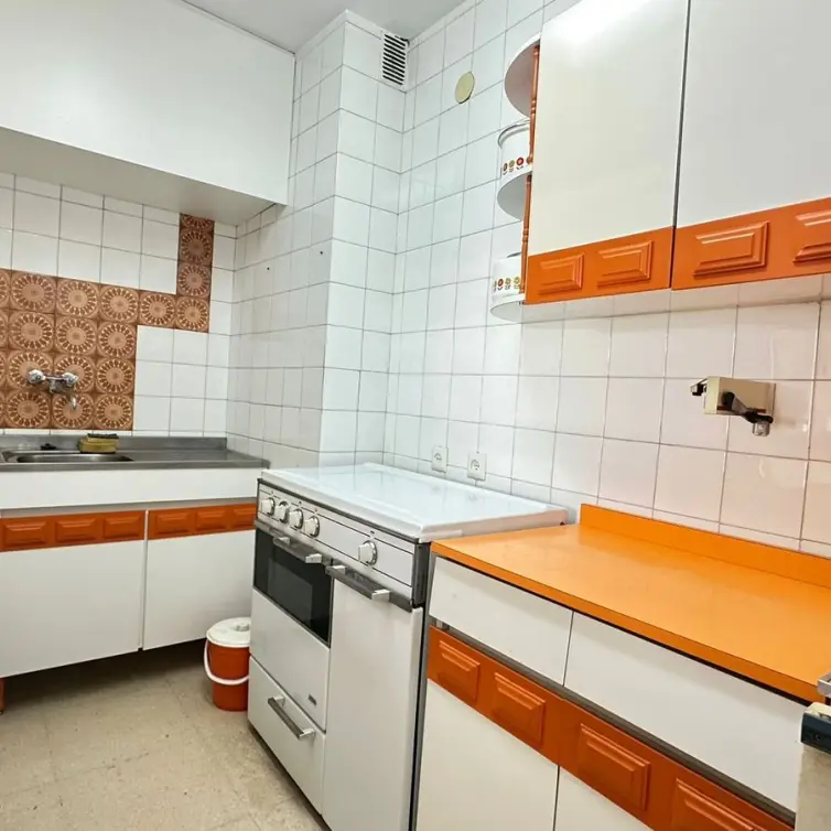 Sale of middle floor apartment in Marbella