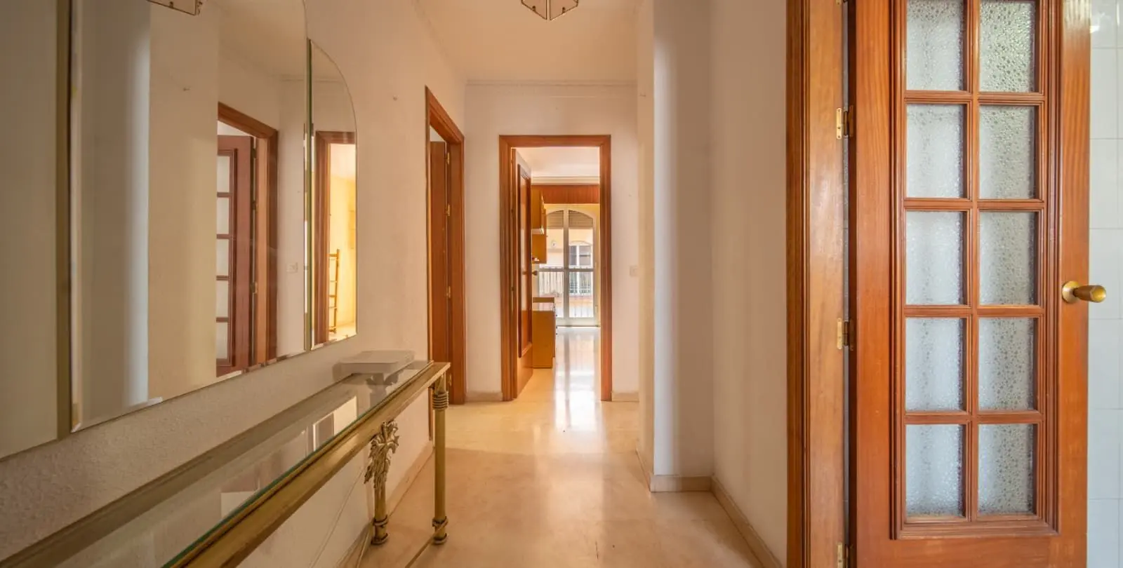 Продажа апартаментов на среднем этаже в Fuengirola 1