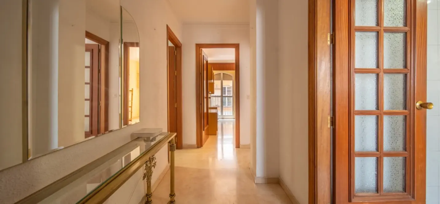 Venta de apartamento en planta media en Fuengirola 0