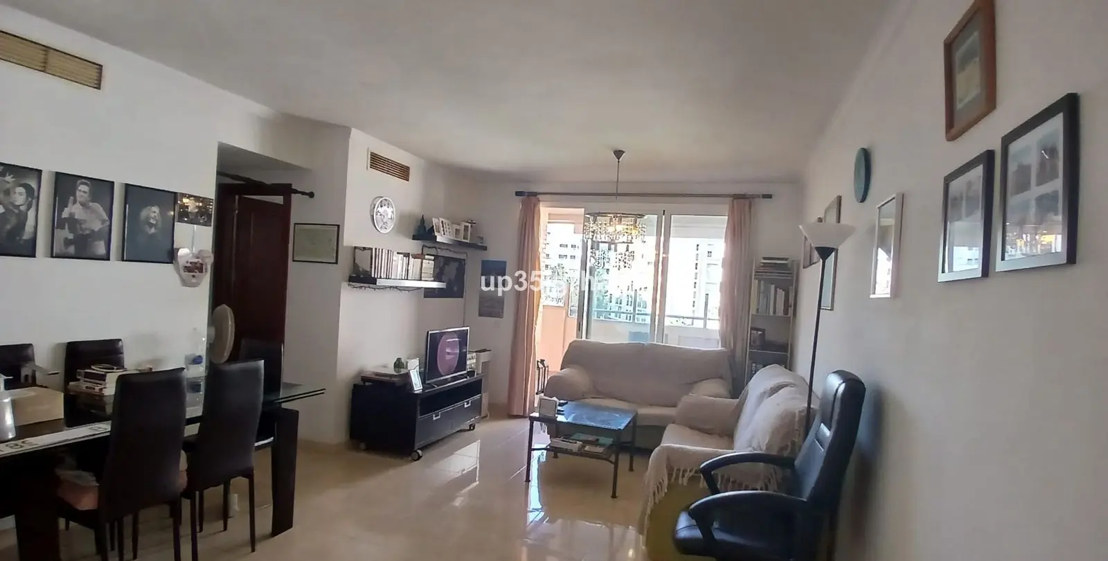 Продажа апартаментов на среднем этаже в Estepona 3