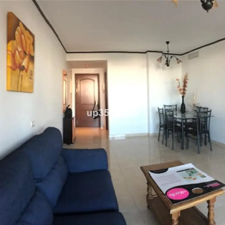Продажа апартаментов на среднем этаже в Estepona