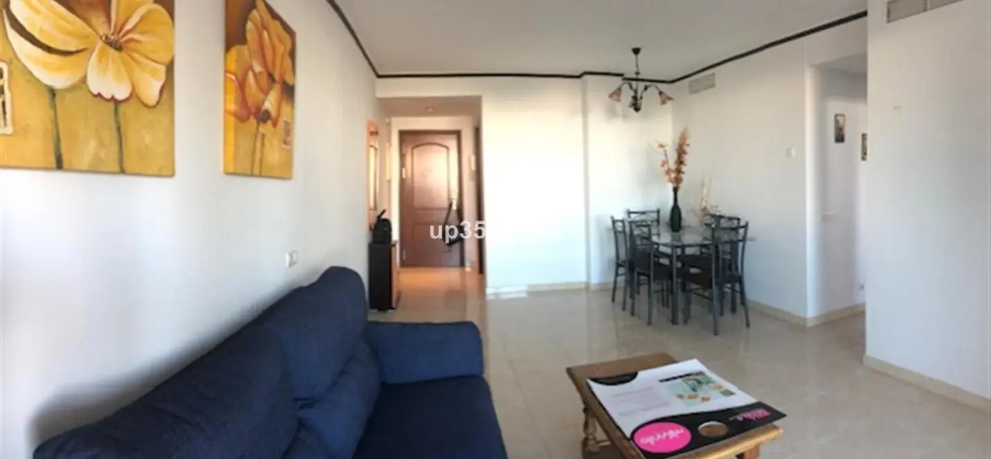 Продажа апартаментов на среднем этаже в Estepona 4