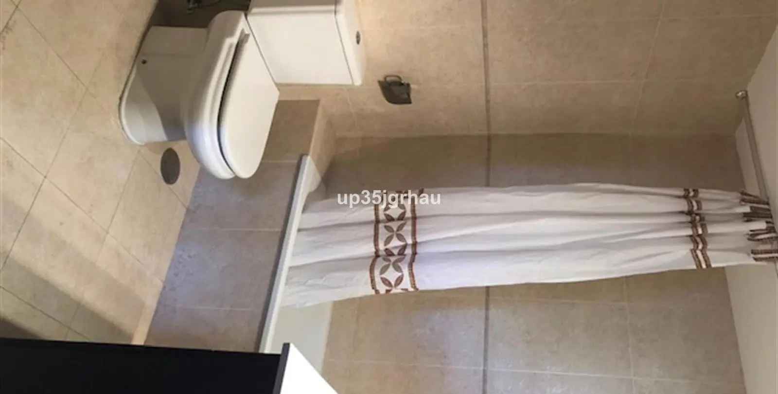 Продажа апартаментов на среднем этаже в Estepona 17