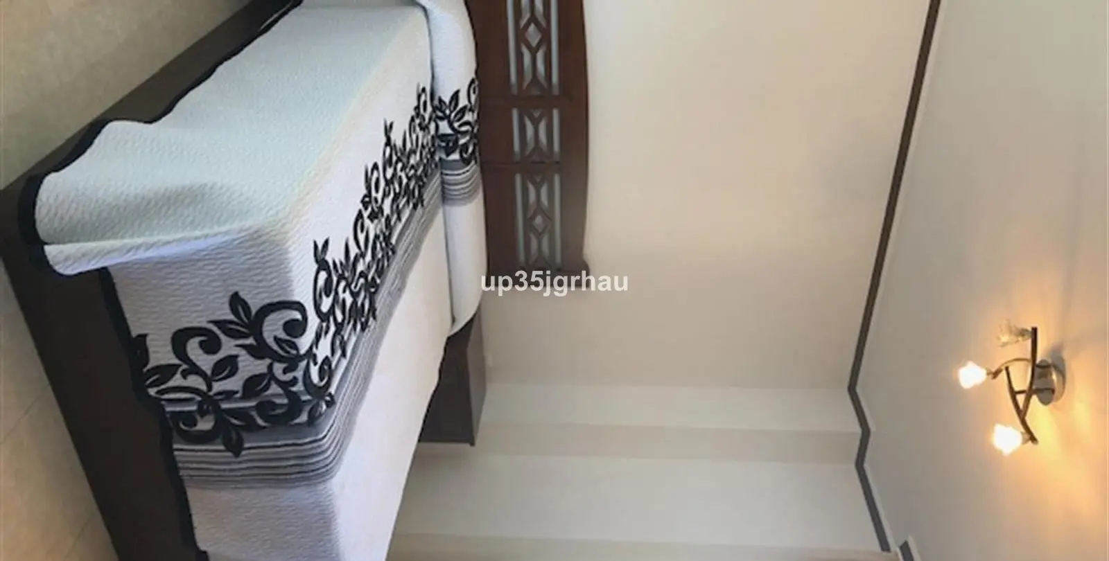 Продажа апартаментов на среднем этаже в Estepona 22