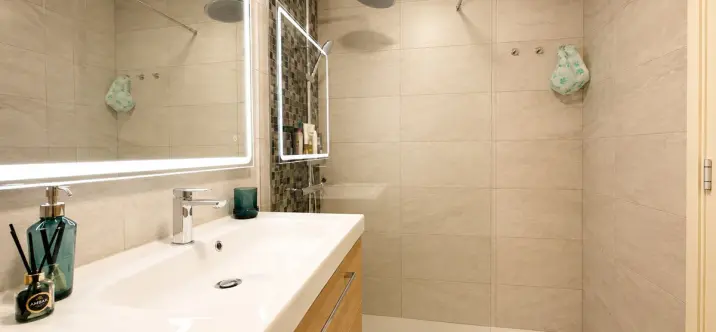 Venta de apartamento en planta media en Calahonda 3