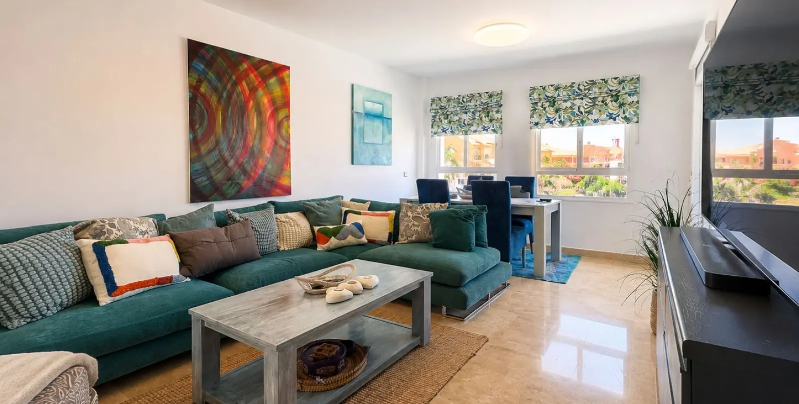 Sale of penthouse duplex in Manilva 3