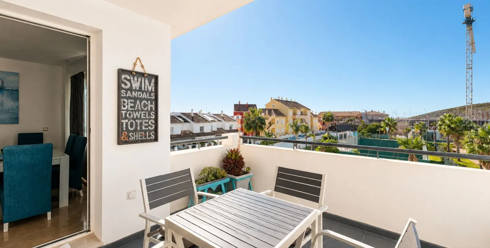 Sale of penthouse duplex in Manilva 6