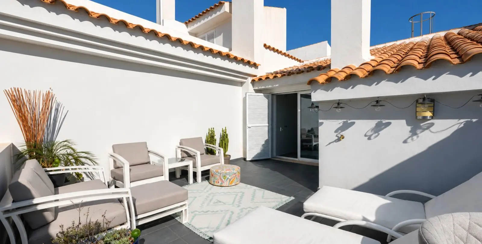 Sale of penthouse duplex in Manilva 13
