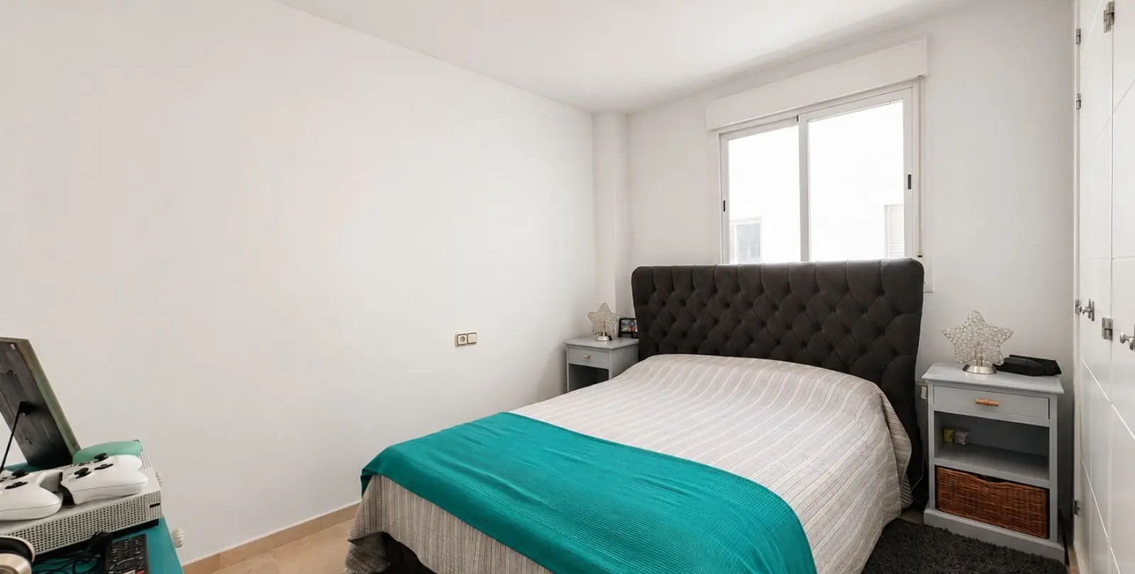 Sale of penthouse duplex in Manilva 19