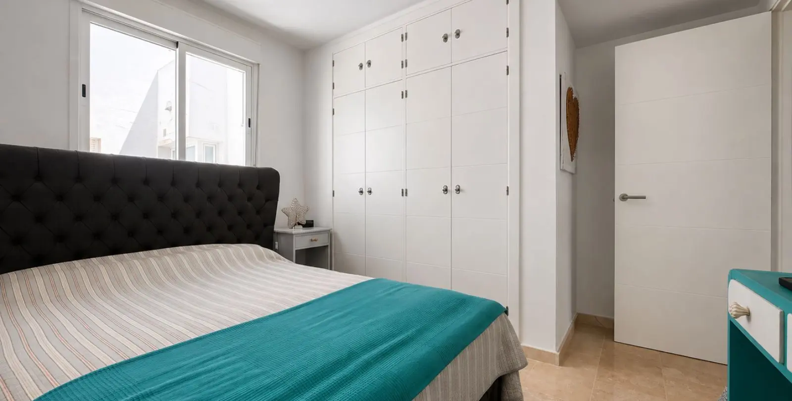 Sale of penthouse duplex in Manilva 20