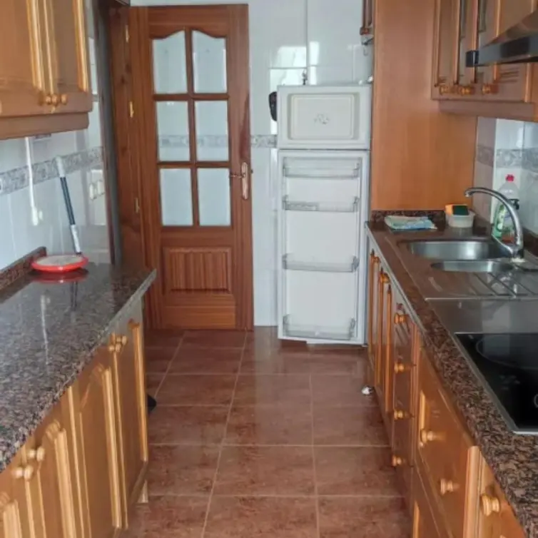 Sale of middle floor apartment in Elviria