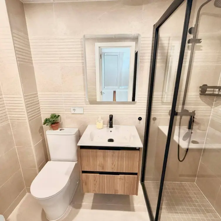 Venta de apartamento en planta media en Fuengirola