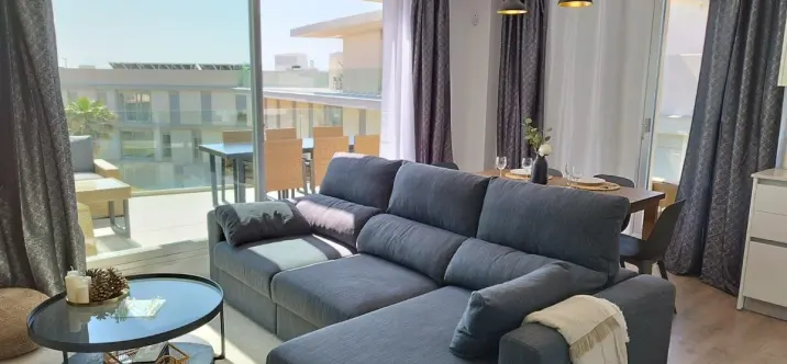 Venta de ático en Estepona 0