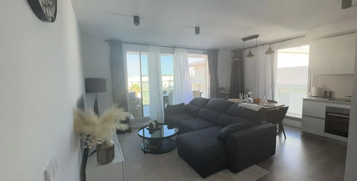 Venta de ático en Estepona 5