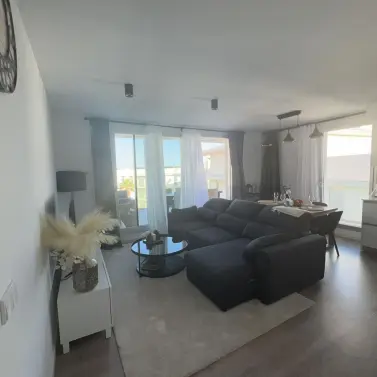 Venta de ático en Estepona