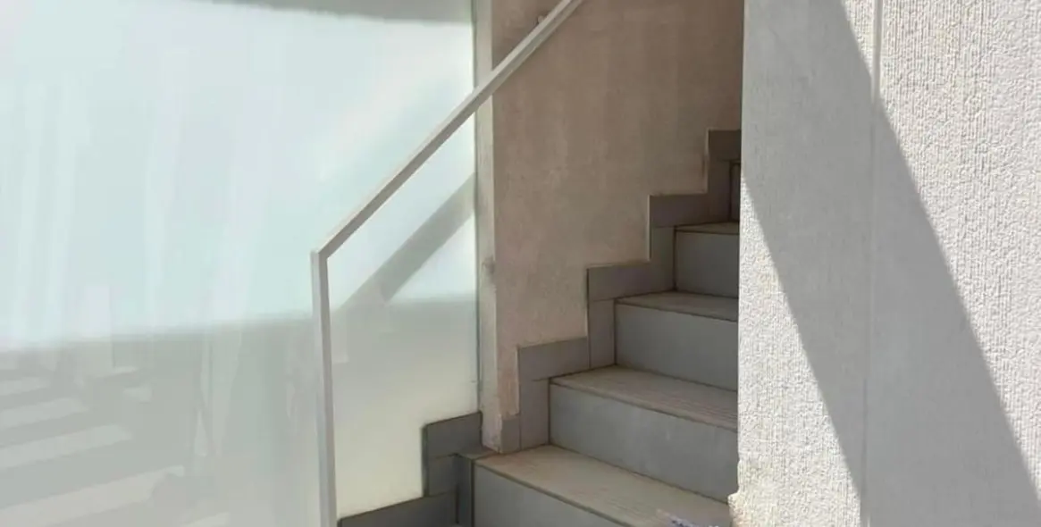Venta de ático en Estepona 30