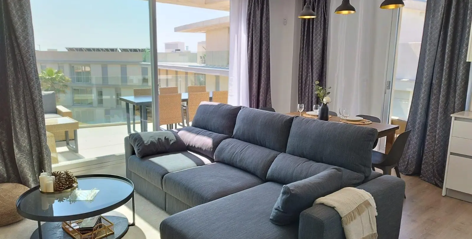 Продажа пентхауса в Estepona 1