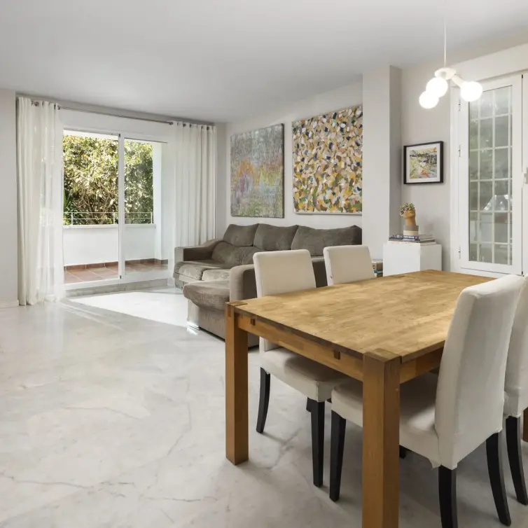 Sale of ground floor apartment in Benalmadena Costa