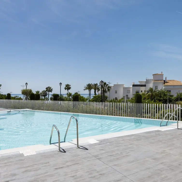Sale of ground floor apartment in Benalmadena Costa