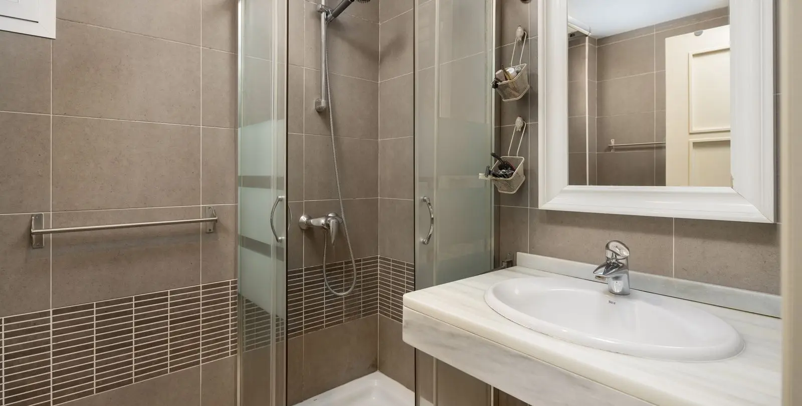 Sale of ground floor apartment in Benalmadena Costa 9