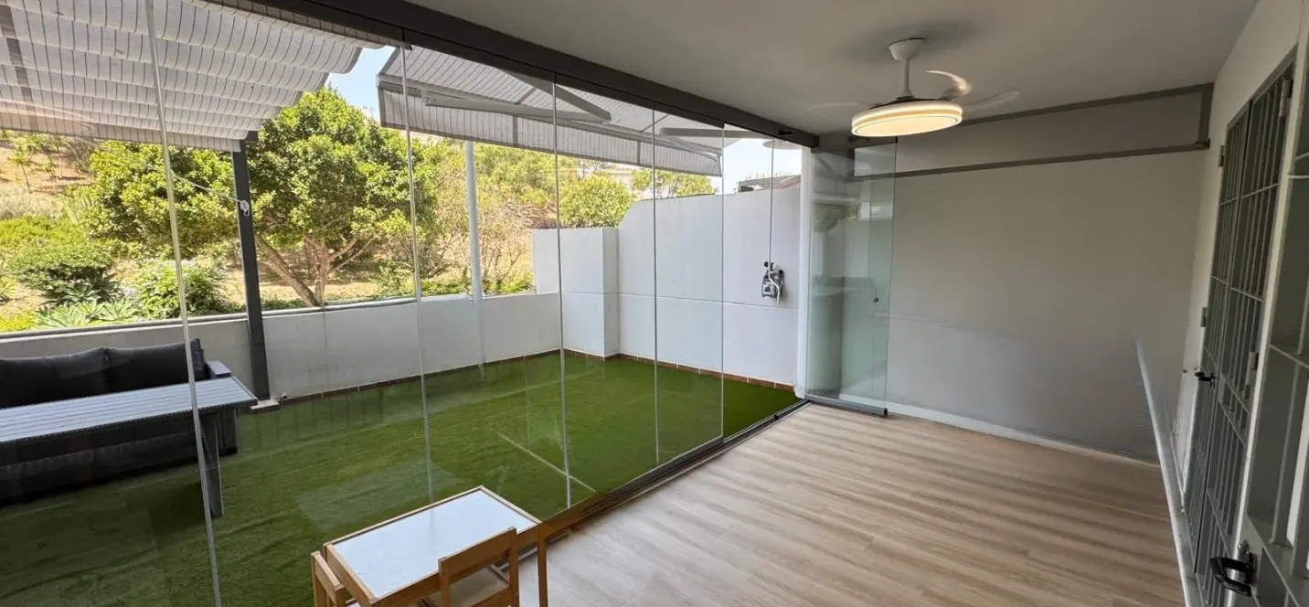 Sale of ground floor apartment in Fuengirola 2