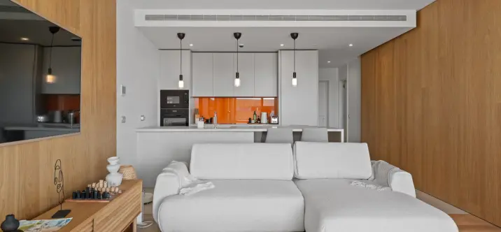 Продажа апартаментов на среднем этаже в Higueron 4