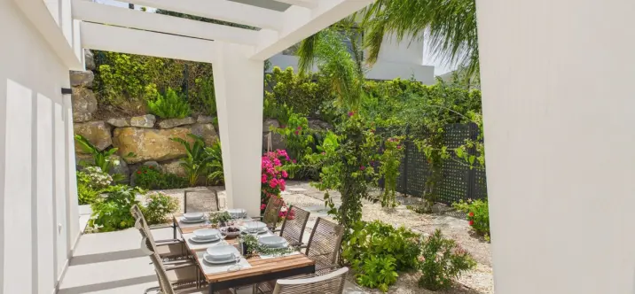 Sale of detached villa in La Duquesa 3