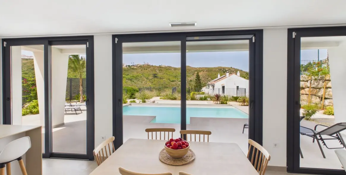 Venta de villa independiente en La Duquesa 9