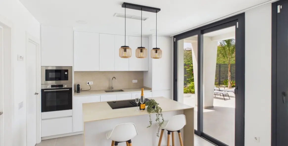 Venta de villa independiente en La Duquesa 10