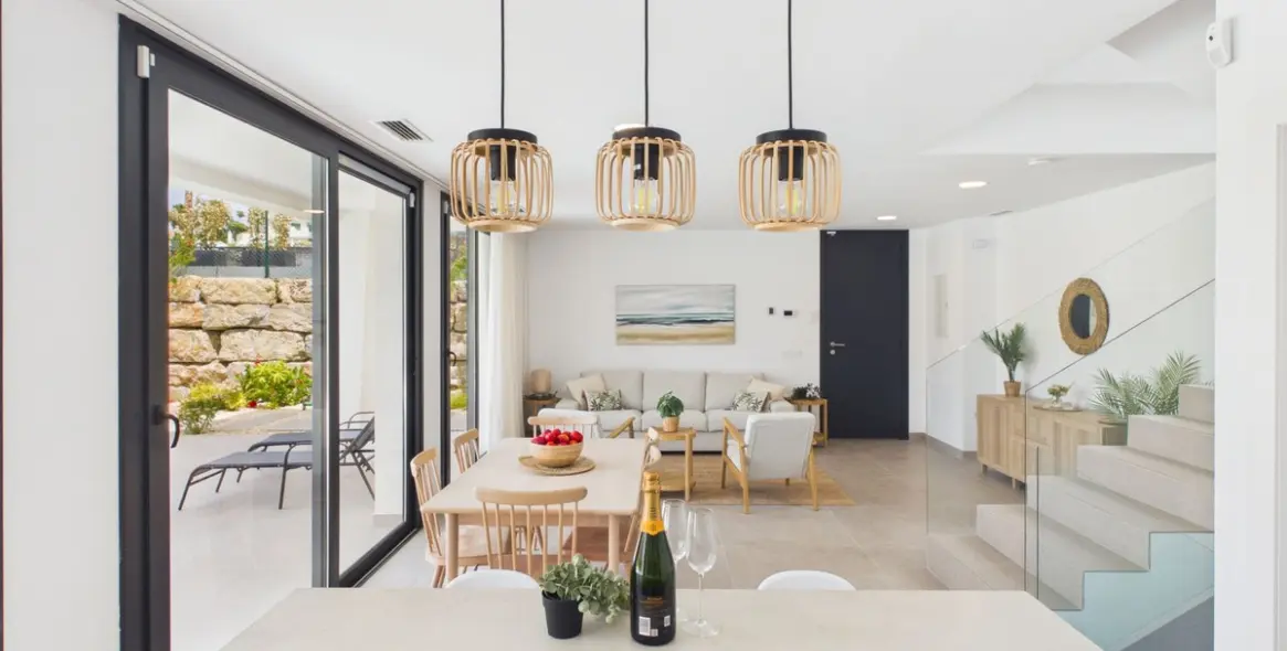 Venta de villa independiente en La Duquesa 11