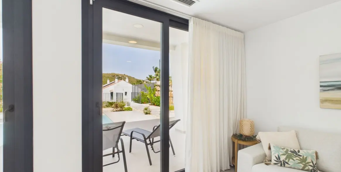 Venta de villa independiente en La Duquesa 13