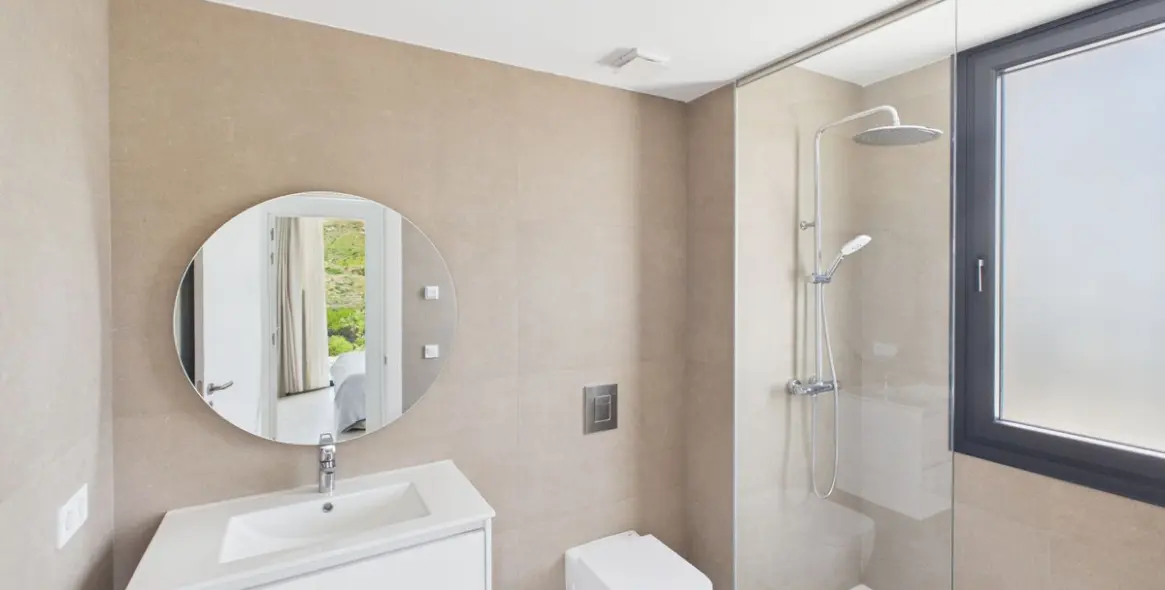Venta de villa independiente en La Duquesa 26