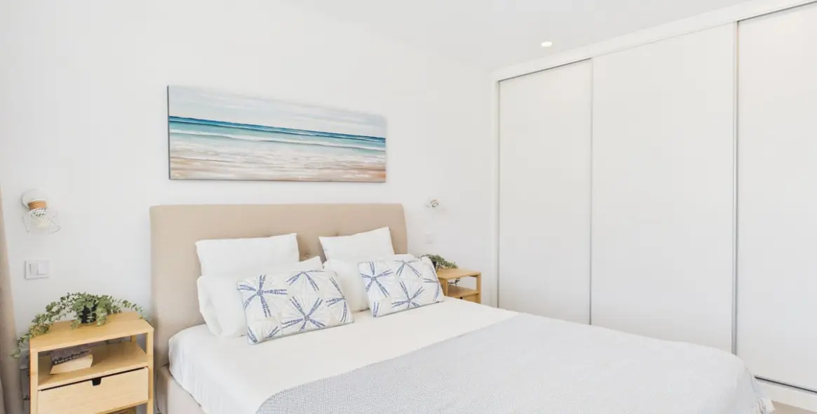 Venta de villa independiente en La Duquesa 35