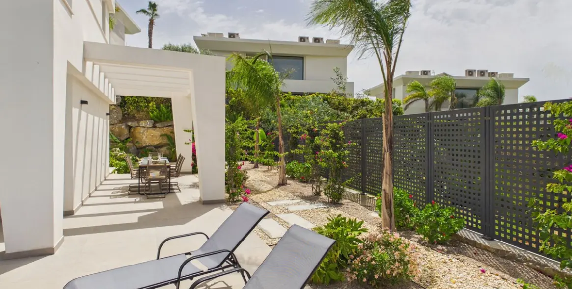 Venta de villa independiente en La Duquesa 42