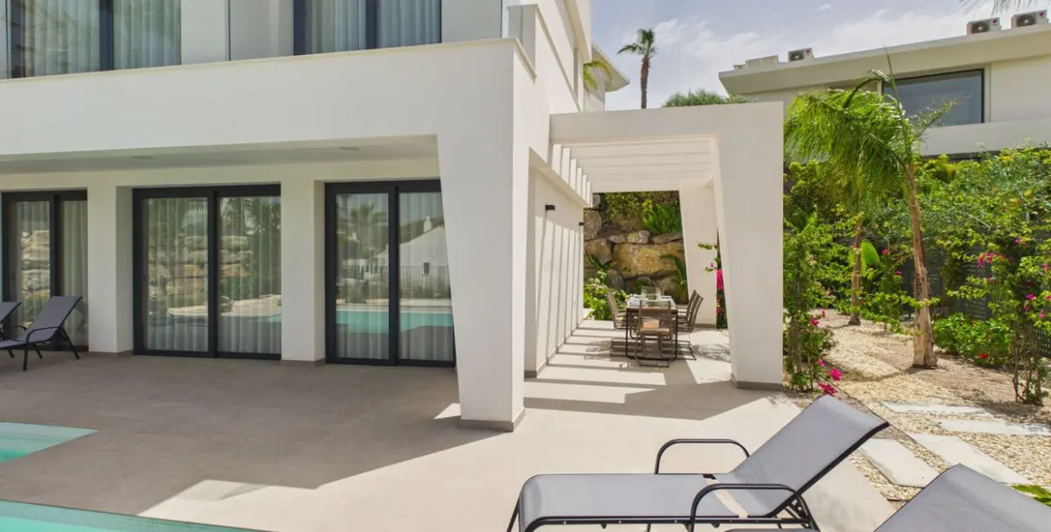 Venta de villa independiente en La Duquesa 43