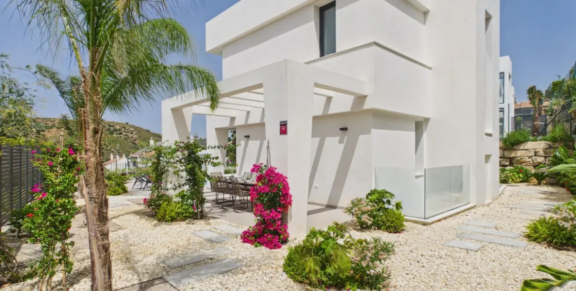Venta de villa independiente en La Duquesa 46
