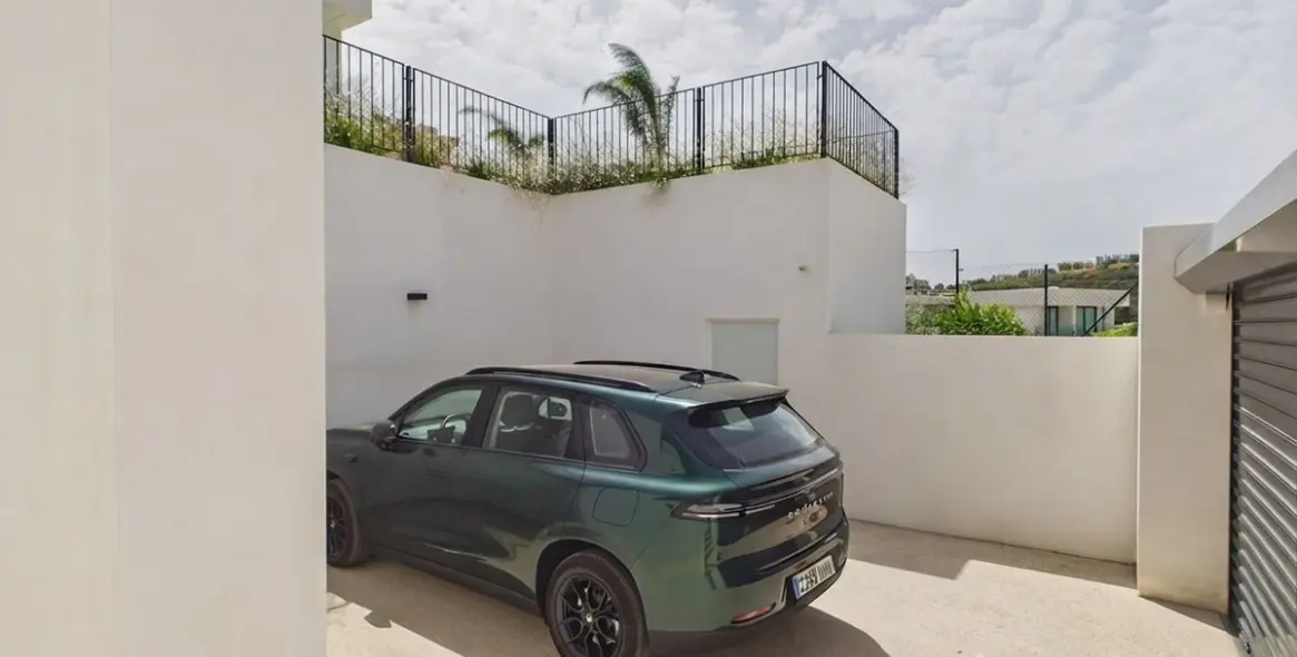 Venta de villa independiente en La Duquesa 49