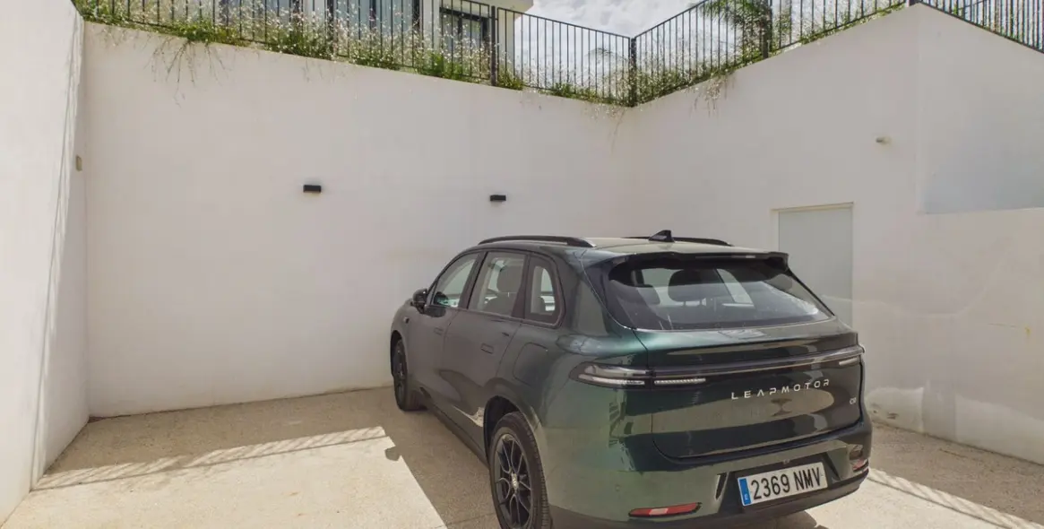 Venta de villa independiente en La Duquesa 50