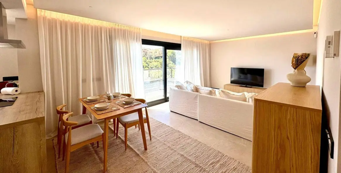 Venta de ático dúplex en Nueva Andalucía 1