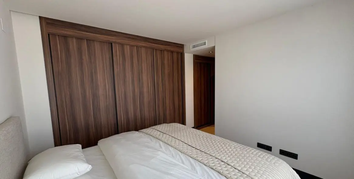 Venta de ático dúplex en Nueva Andalucía 5