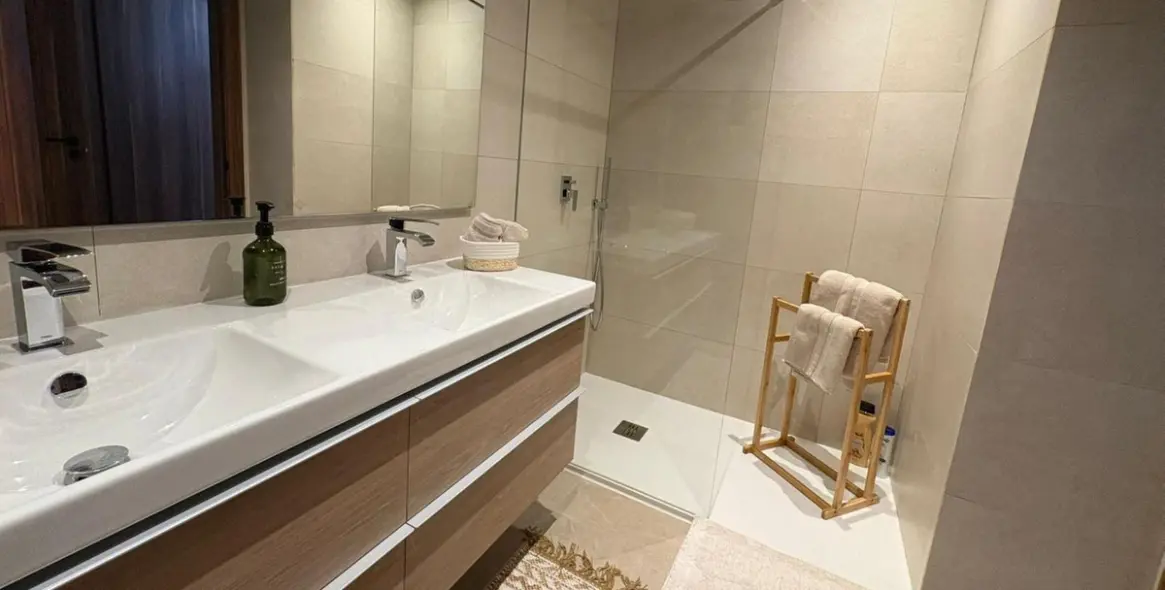 Venta de ático dúplex en Nueva Andalucía 6