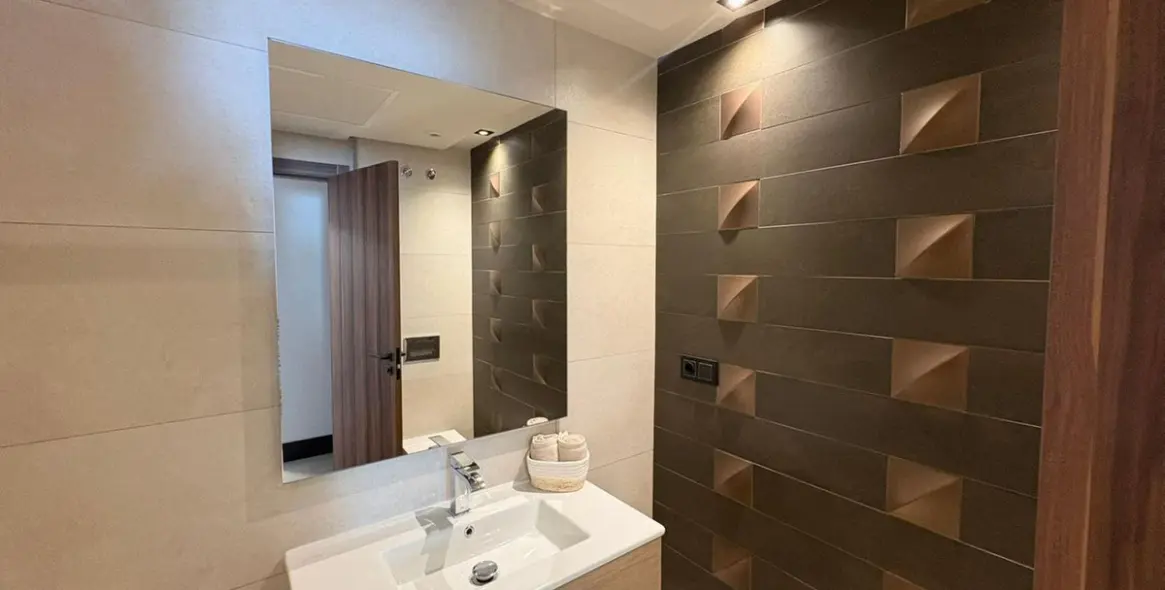 Venta de ático dúplex en Nueva Andalucía 7