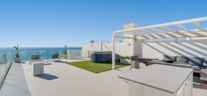 Sale of penthouse duplex in Fuengirola 1