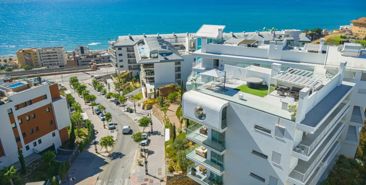 Sale of penthouse duplex in Fuengirola 28