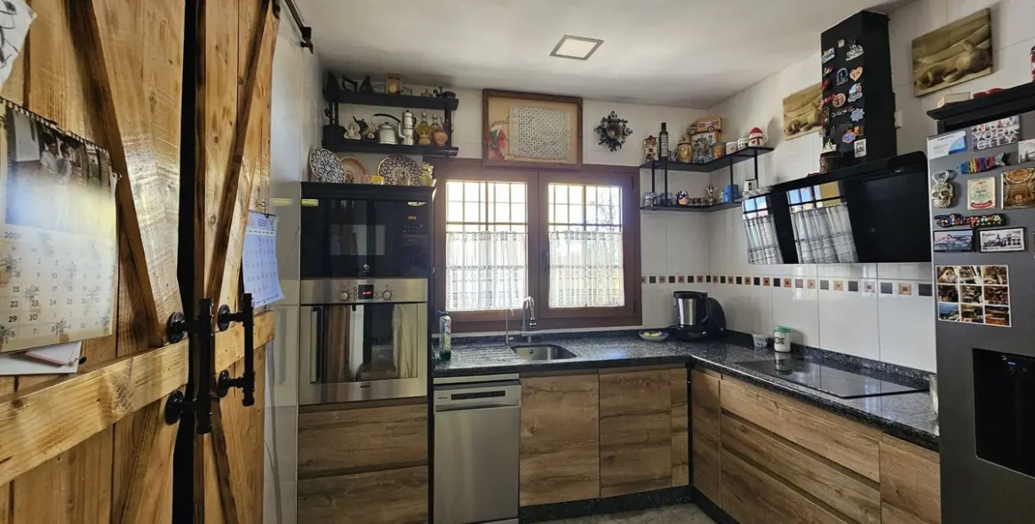Venta de villa independiente en Los Pacos 16