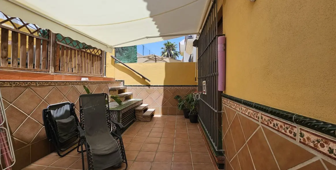 Venta de villa independiente en Los Pacos 25