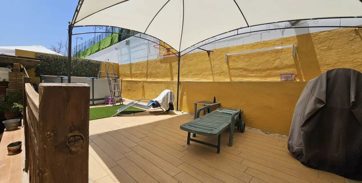 Venta de villa independiente en Los Pacos 27