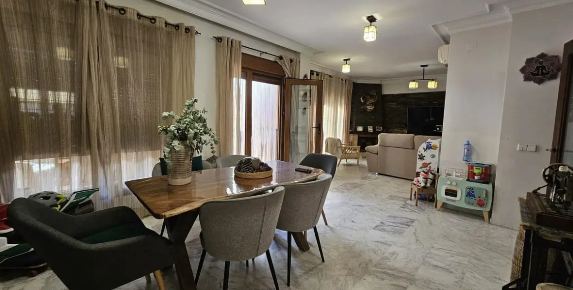 Venta de villa independiente en Los Pacos 29