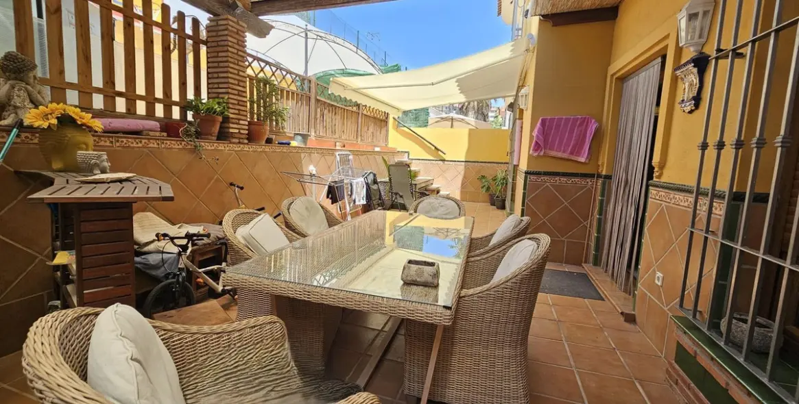 Venta de villa independiente en Los Pacos 31