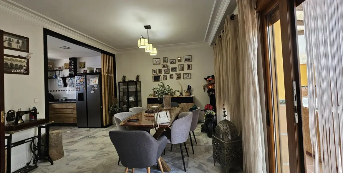 Venta de villa independiente en Los Pacos 36